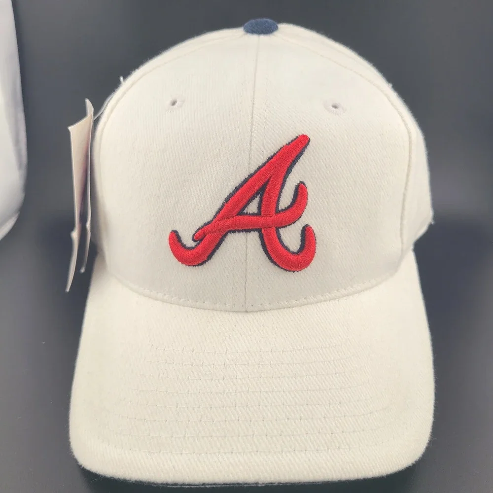 Vintage Logo Athletic Atlanta Braves MLB Baseball Cap Mens White Red Logo Hat